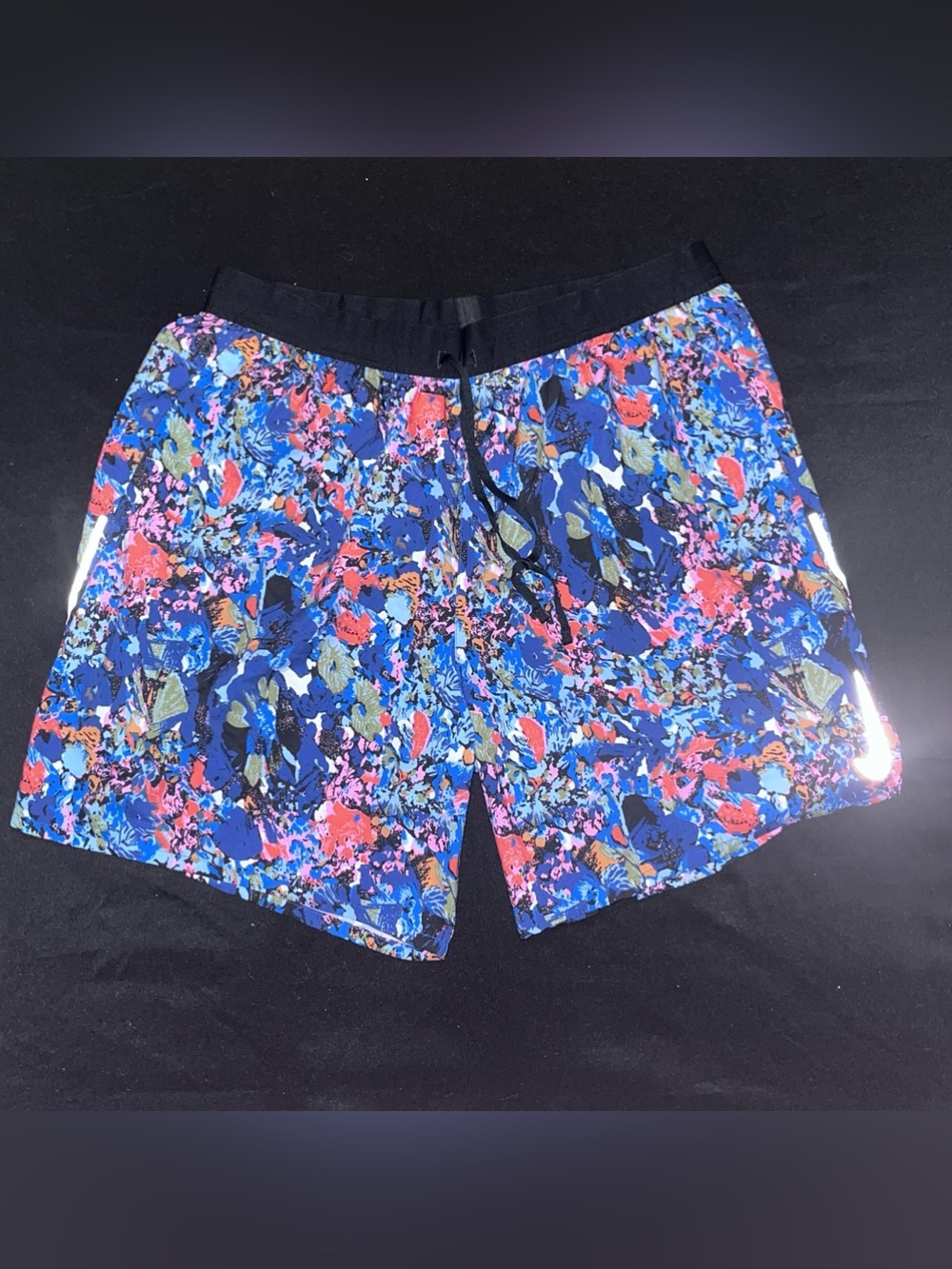 Nike Flex Stride 7" men’s running shorts Size Medium